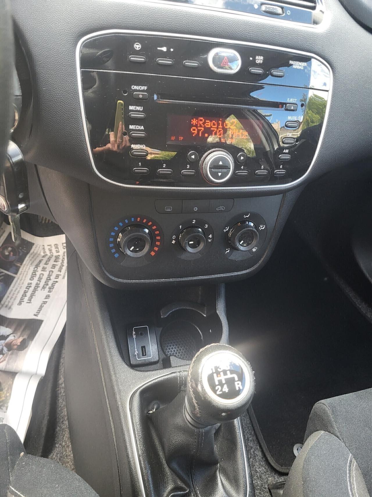 FIAT PUNTO EVO 1,2 GPL-UNICA PROPRIET-3 REVISIONI