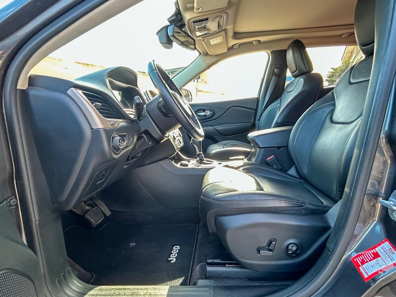 Jeep Cherokee 2.2 Mjt II 4WD Active Drive I Night Eagle