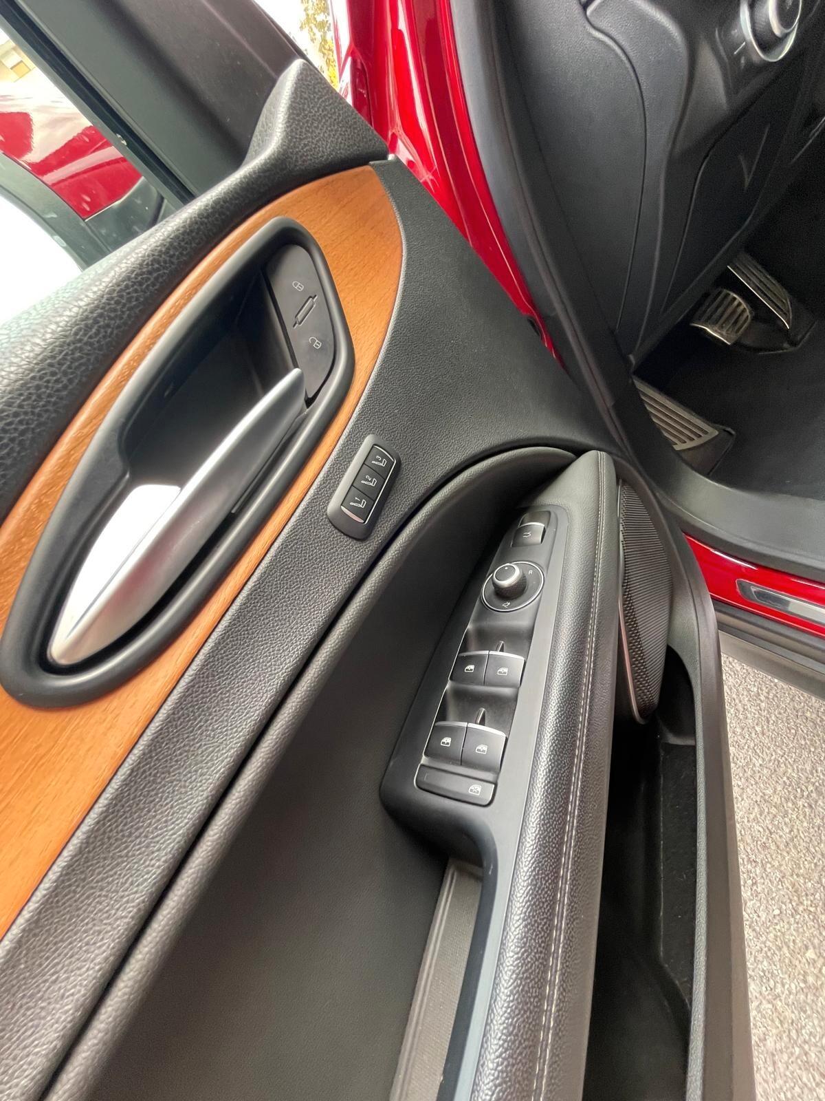 Alfa Romeo Stelvio 2.0 Turbo 280 CV AT8 Q4 First Edition