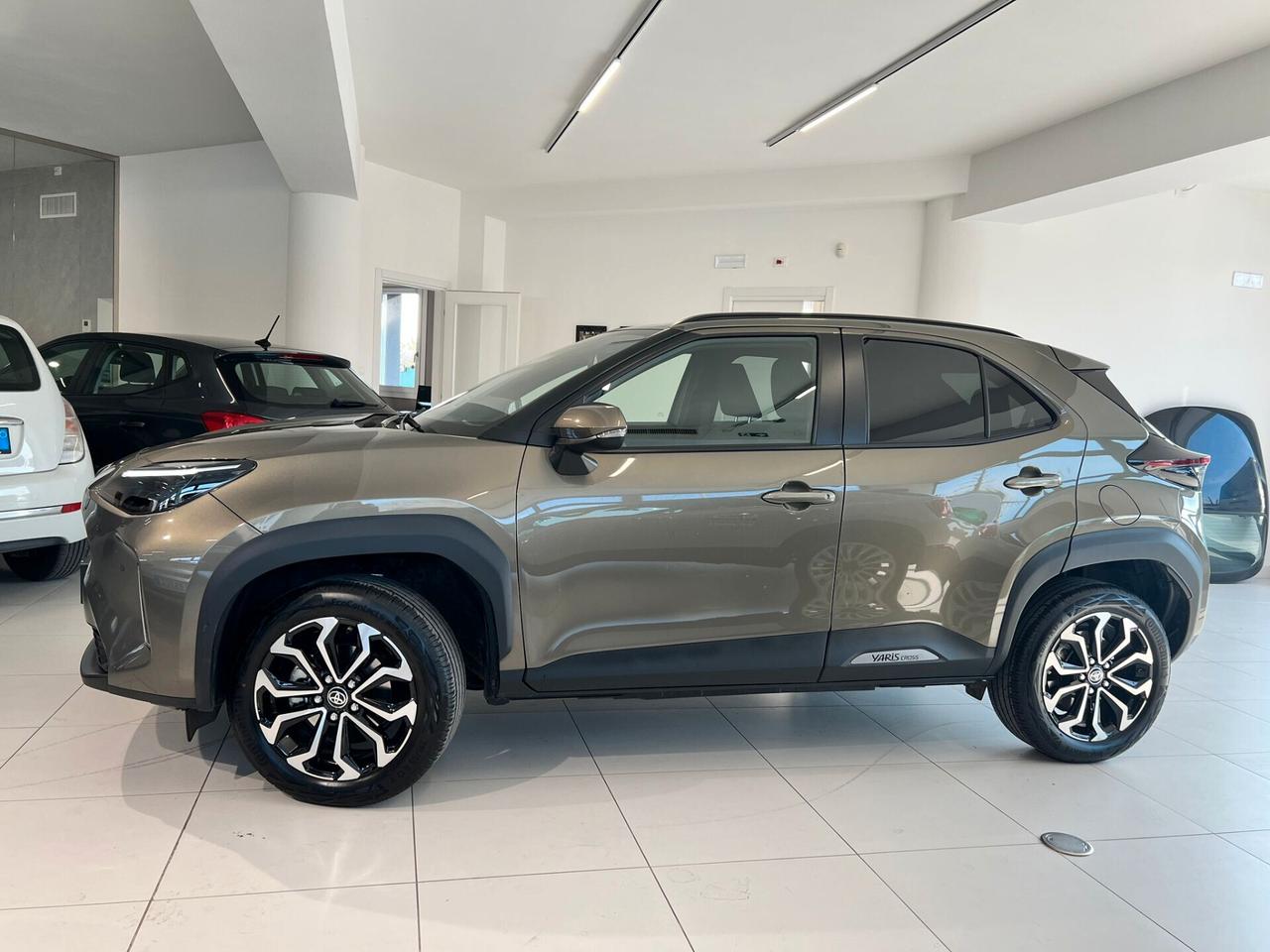 Toyota Yaris Cross 1.5 Hybrid 5p. E-CVT Trend