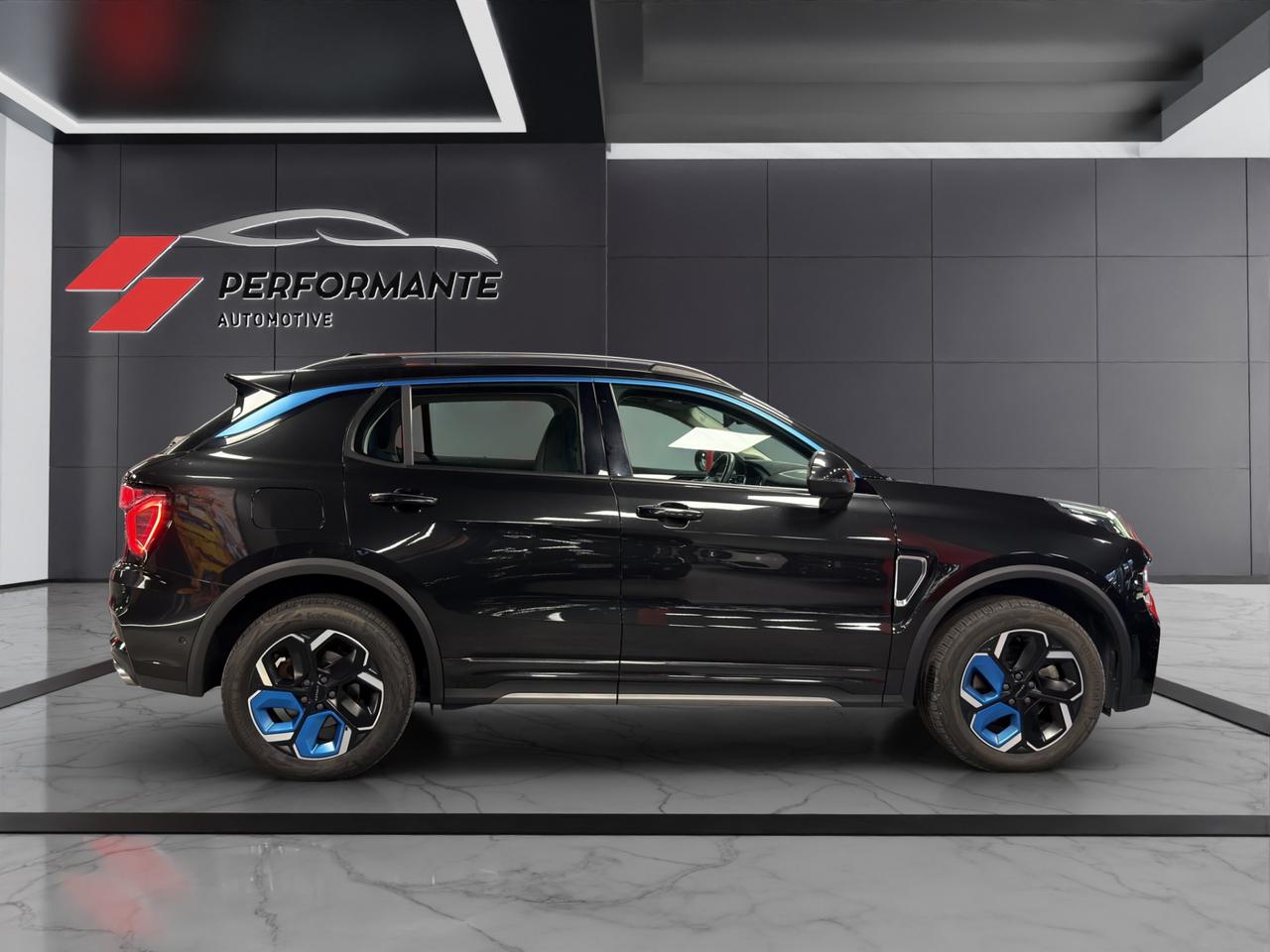 Lynk & Co 01 1.5 t hev auto