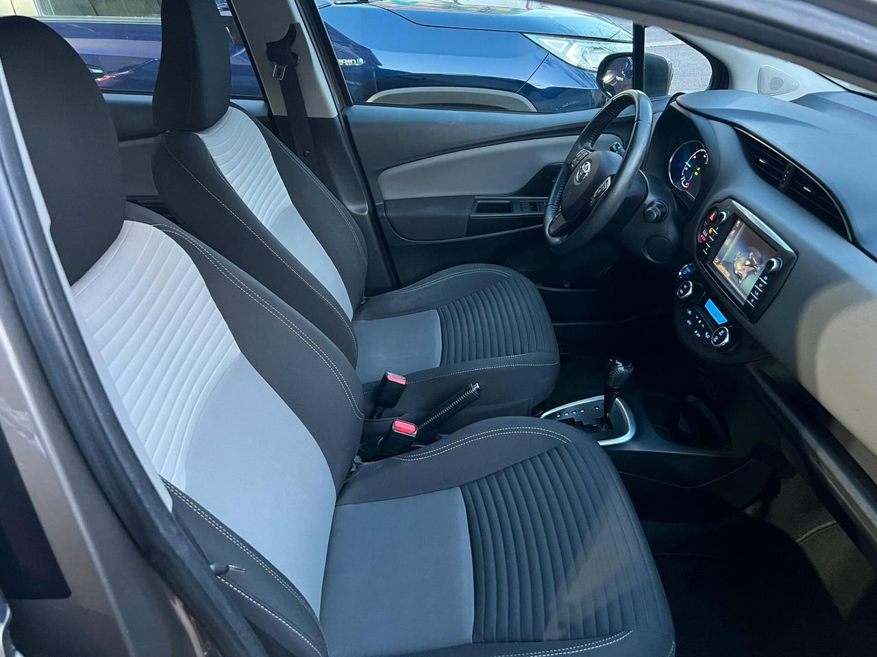 Toyota Yaris 1.5 Hybrid 5 porte Active