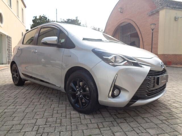 Toyota Yaris 1.5 Hybrid 5 porte Business