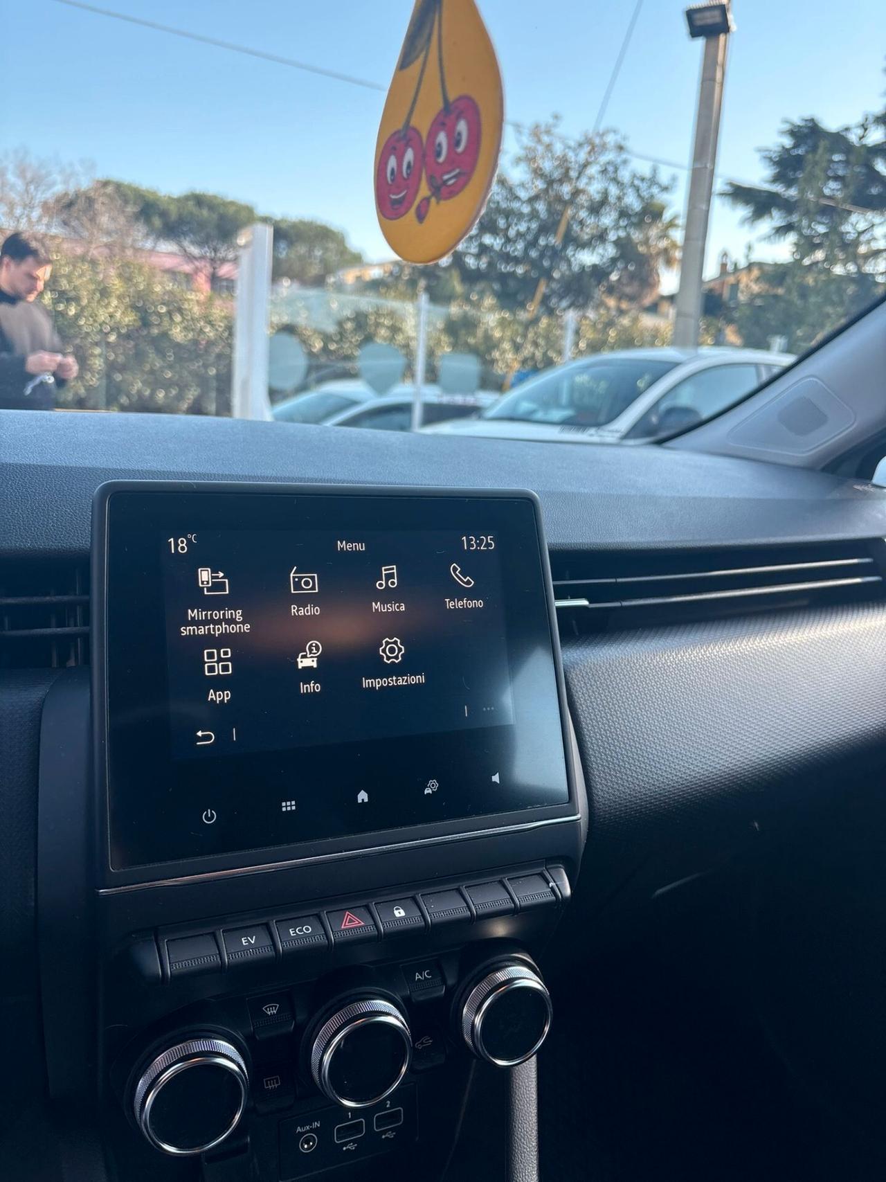 Renault Clio Full Hybrid E-Tech 140 CV 5 porte Zen