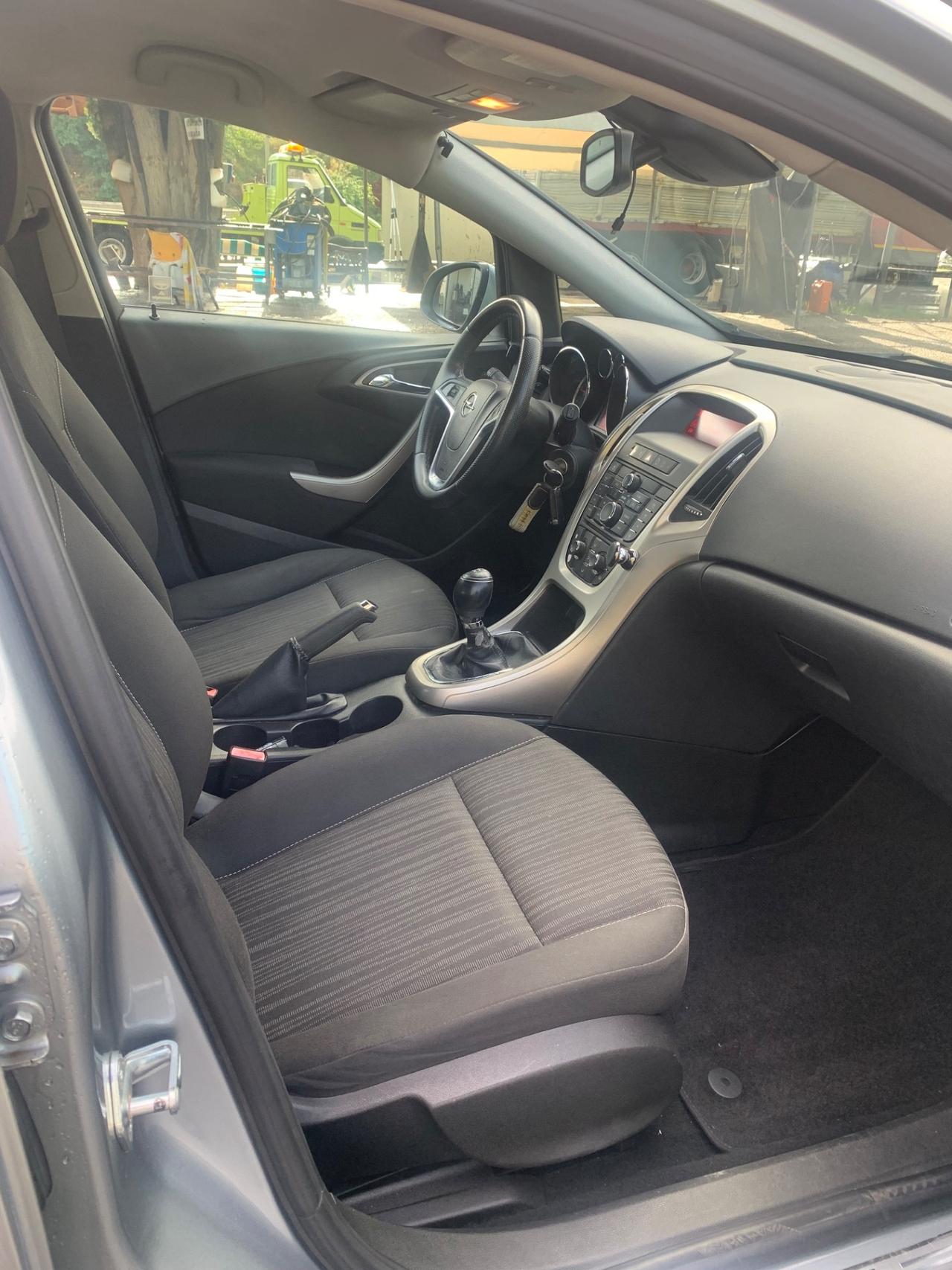 Opel Astra 1.7 CDTI 110CV 5p Cosmo 120000km