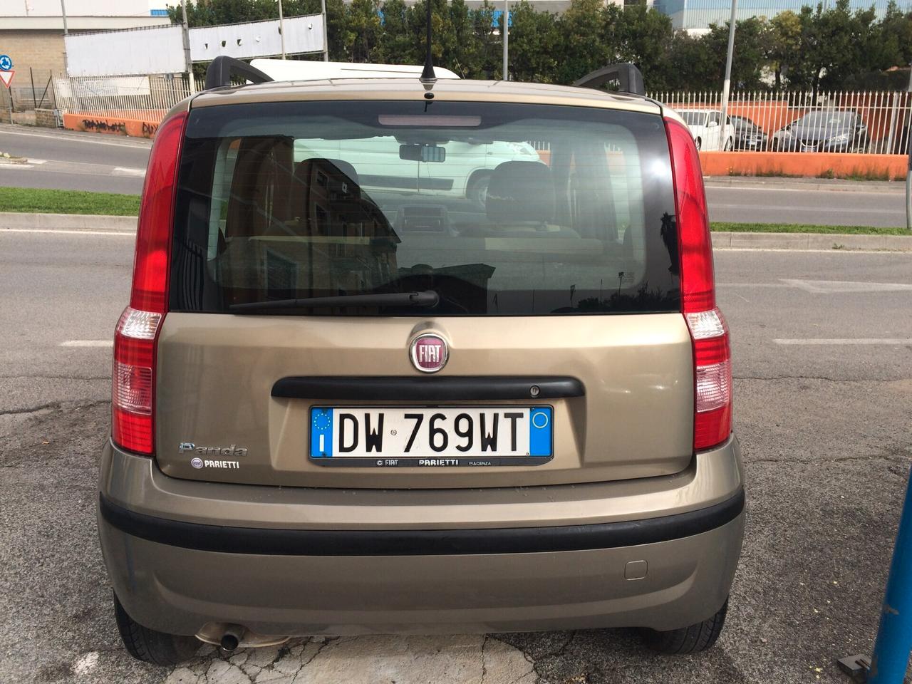 Fiat Panda 1.2 Dynamic Dualogic tagliandata con distribuzione eseguita akm 80000!!neo patentati!