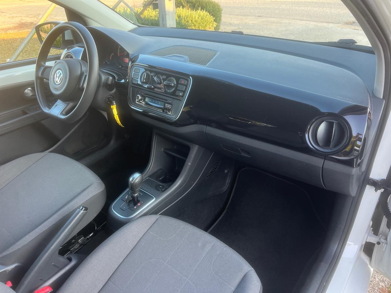 Volkswagen UP! 1.0 44KW-2014"AUTOMATICA"
