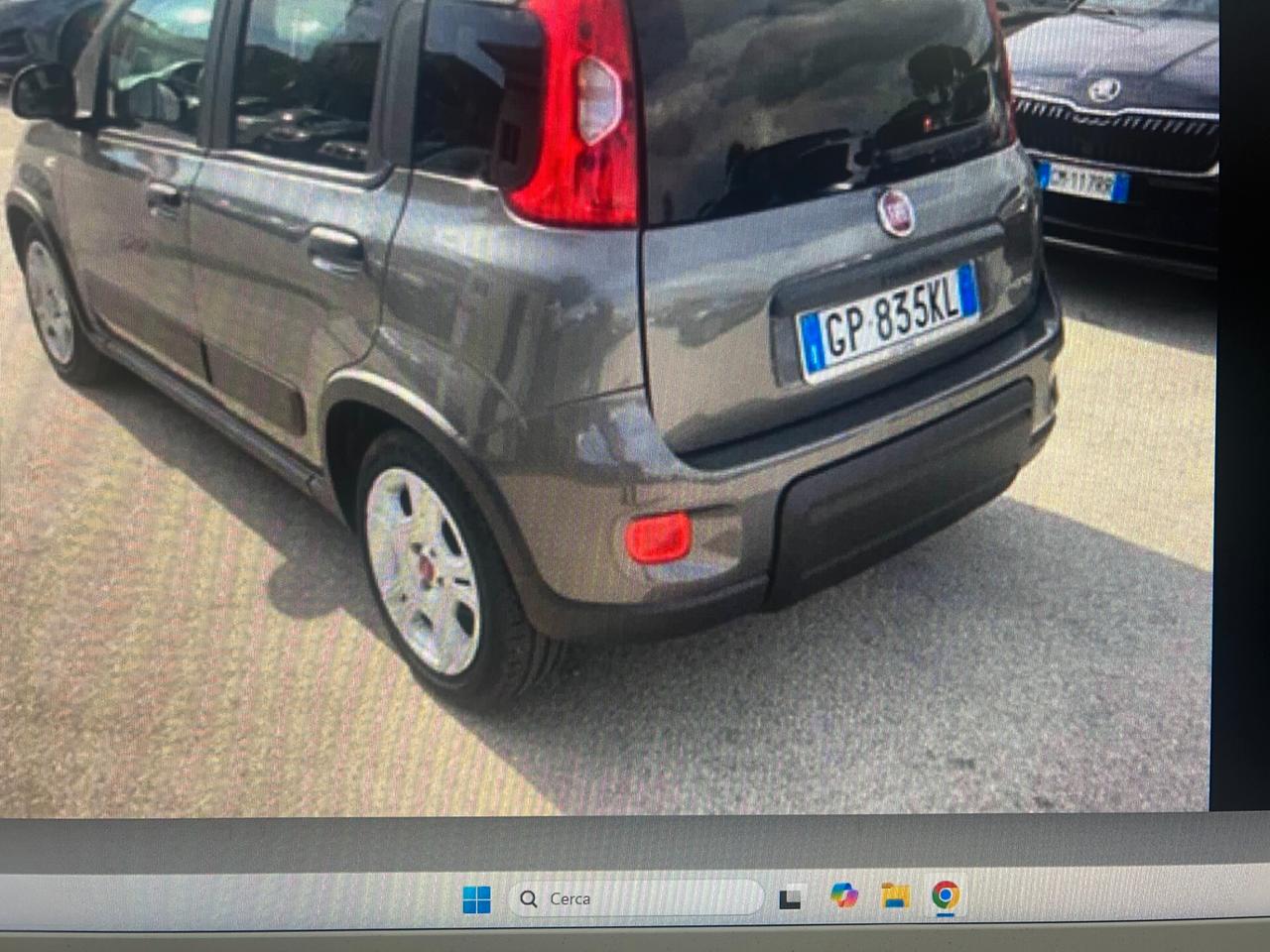 Fiat Panda 1.0 FireFly S&S Hybrid Garmin