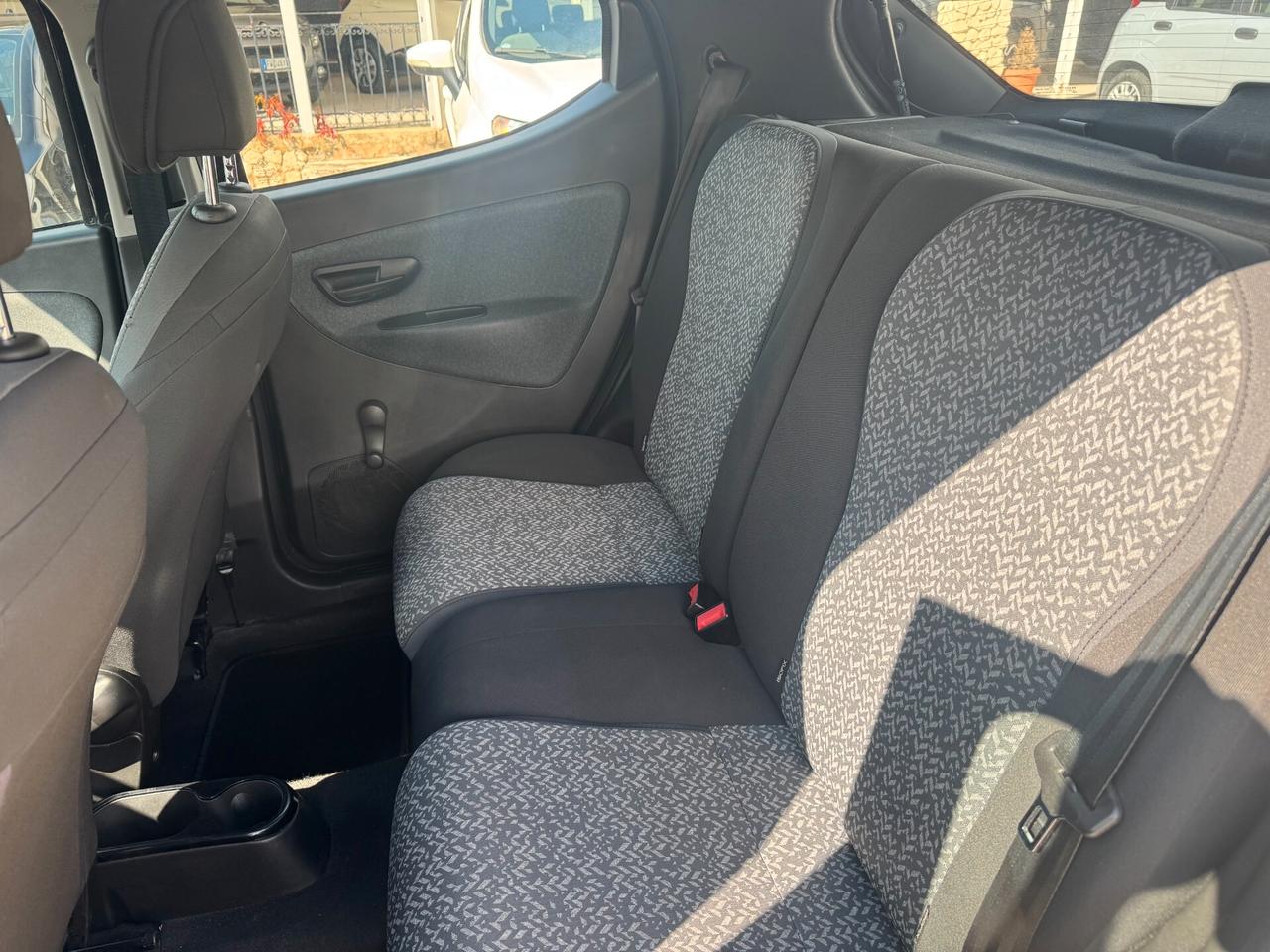 Lancia Ypsilon 1.0 FireFly 5 porte S&S Hybrid