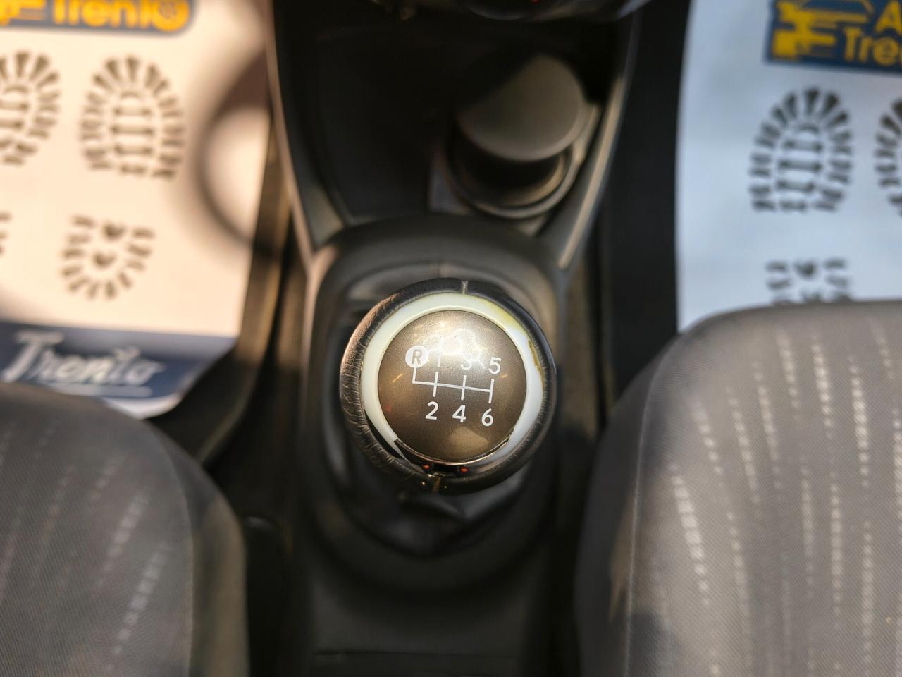 Toyota Yaris 1.3 5 porte Sol