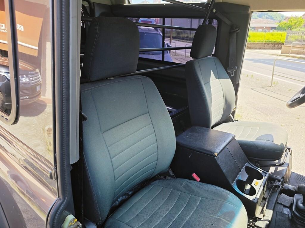 Land Rover Defender 90 TD5 SW DA VETRINA!