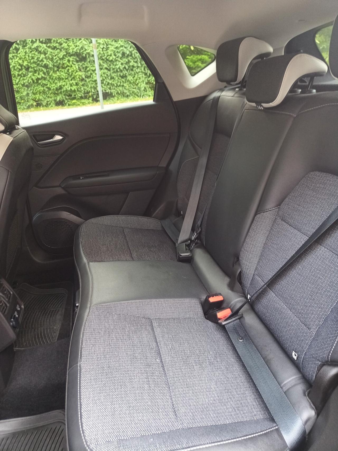 Renault Captur Plug-in Hybrid E-Tech 160 CV Engineered