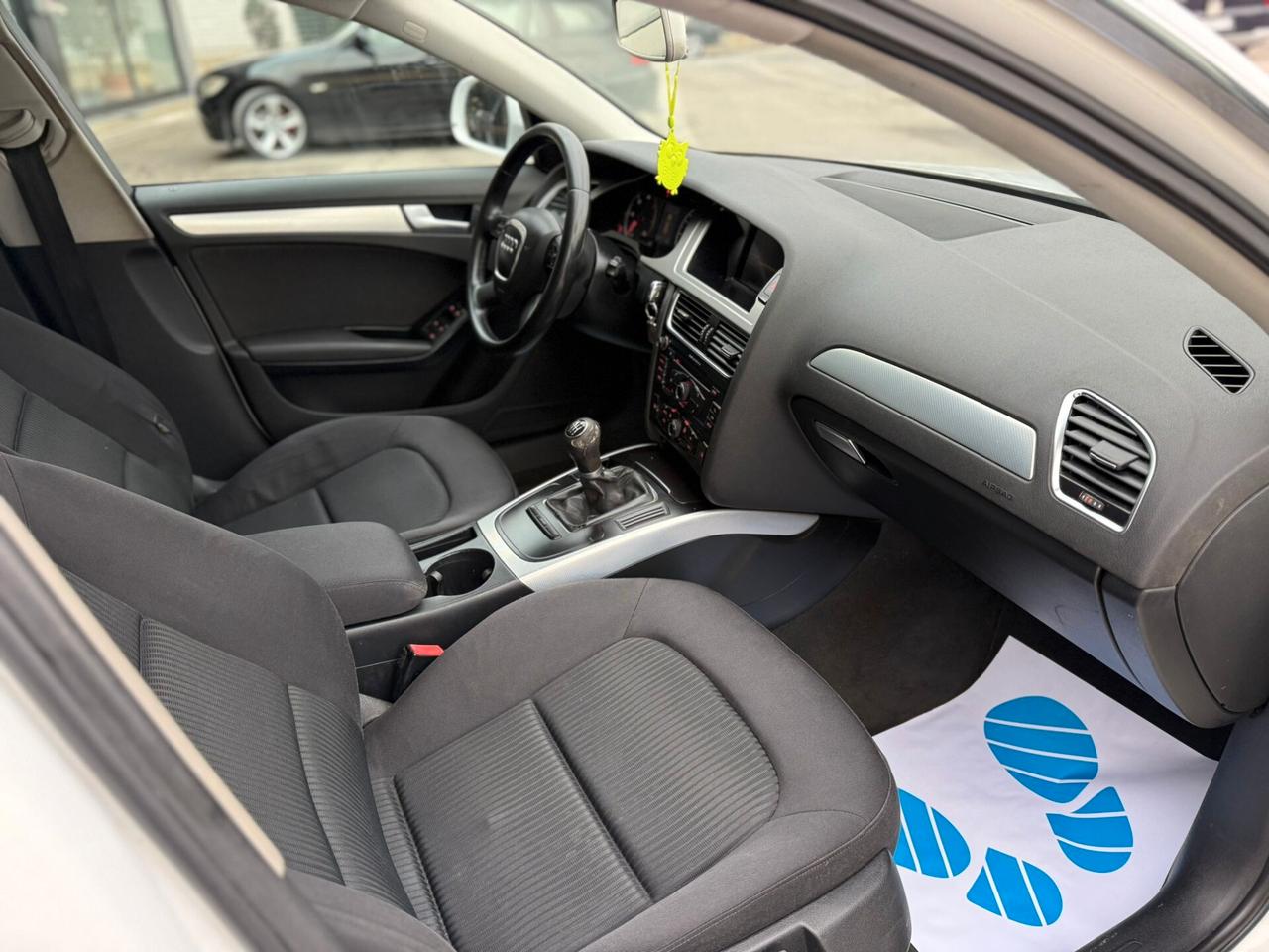 AUDI A4 2.0 TDI 2010 12 MESI DI GARANZIA