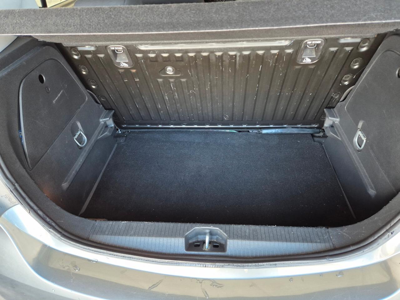 Opel Corsa 1.4 90CV GPL Tech 5 porte Advance