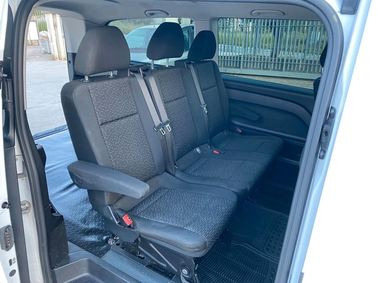 Mercedes-Benz Vito 6 POSTI 114 CDI Mixto Long 2022