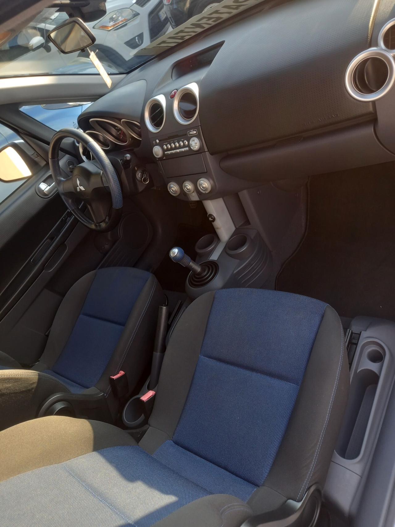 Mitsubishi Colt 1.3 16V 3p. Insport