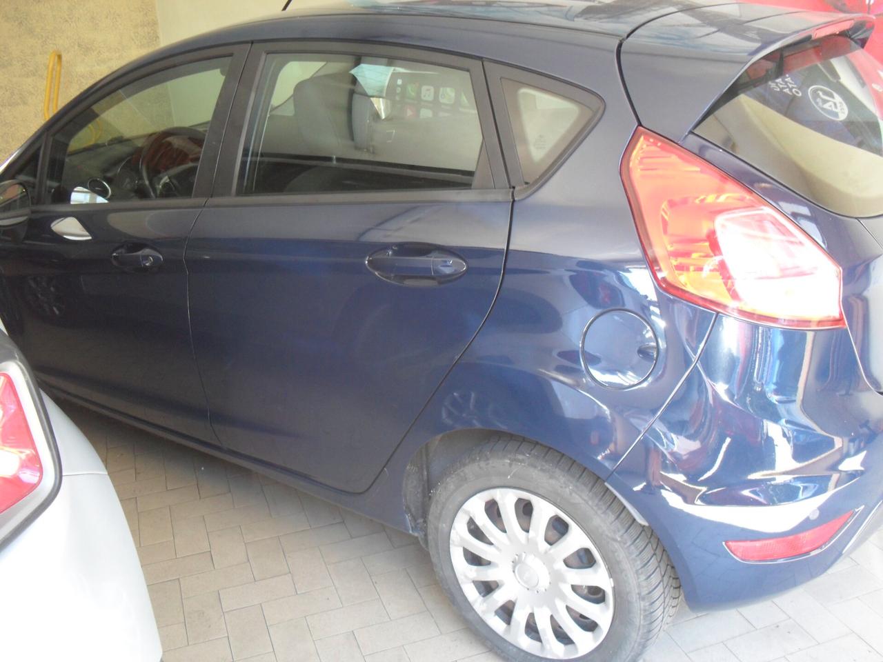Ford Fiesta 1.4 5 porte Bz.- GPL