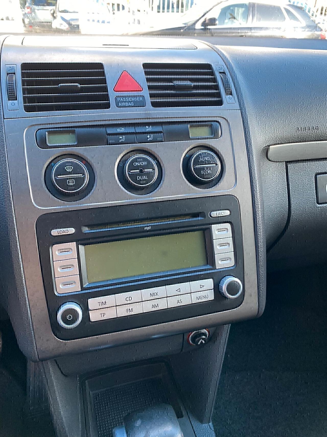 Volkswagen Touran 1.6 5 POSTI Bifuel GPL AUTOMATICO 170CV