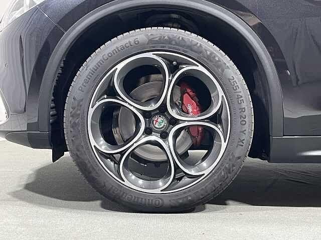 Alfa Romeo Stelvio 2.0 Turbo 200 CV AT8 Q4 Executive