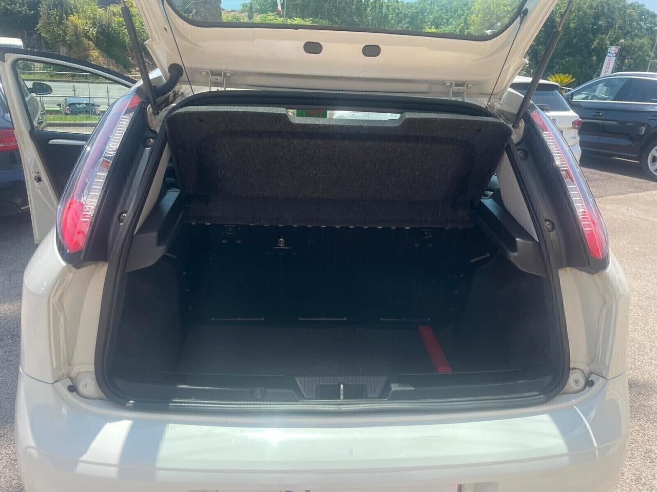 Fiat Grande Punto 1.3 MJT 5 porte Pop NEOPATENTATI