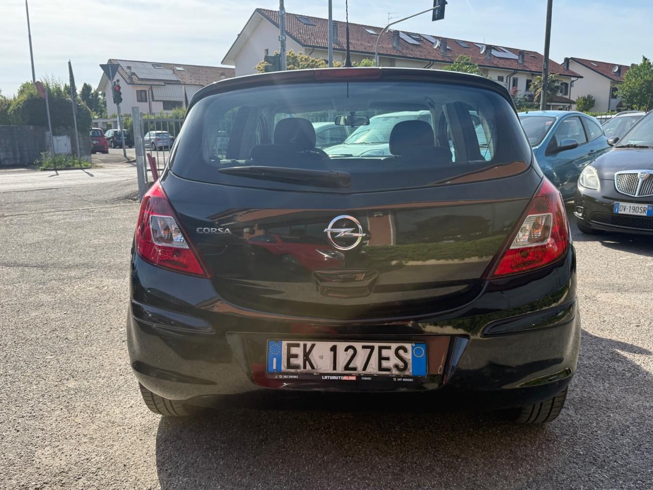 Opel Corsa 1.2 5 porte Cosmo