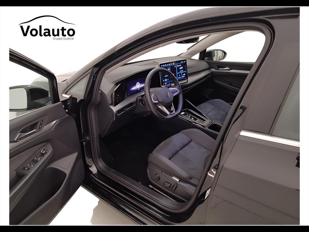 VOLKSWAGEN Golf VIII 2024 - Golf 2.0 tdi Life 150cv dsg