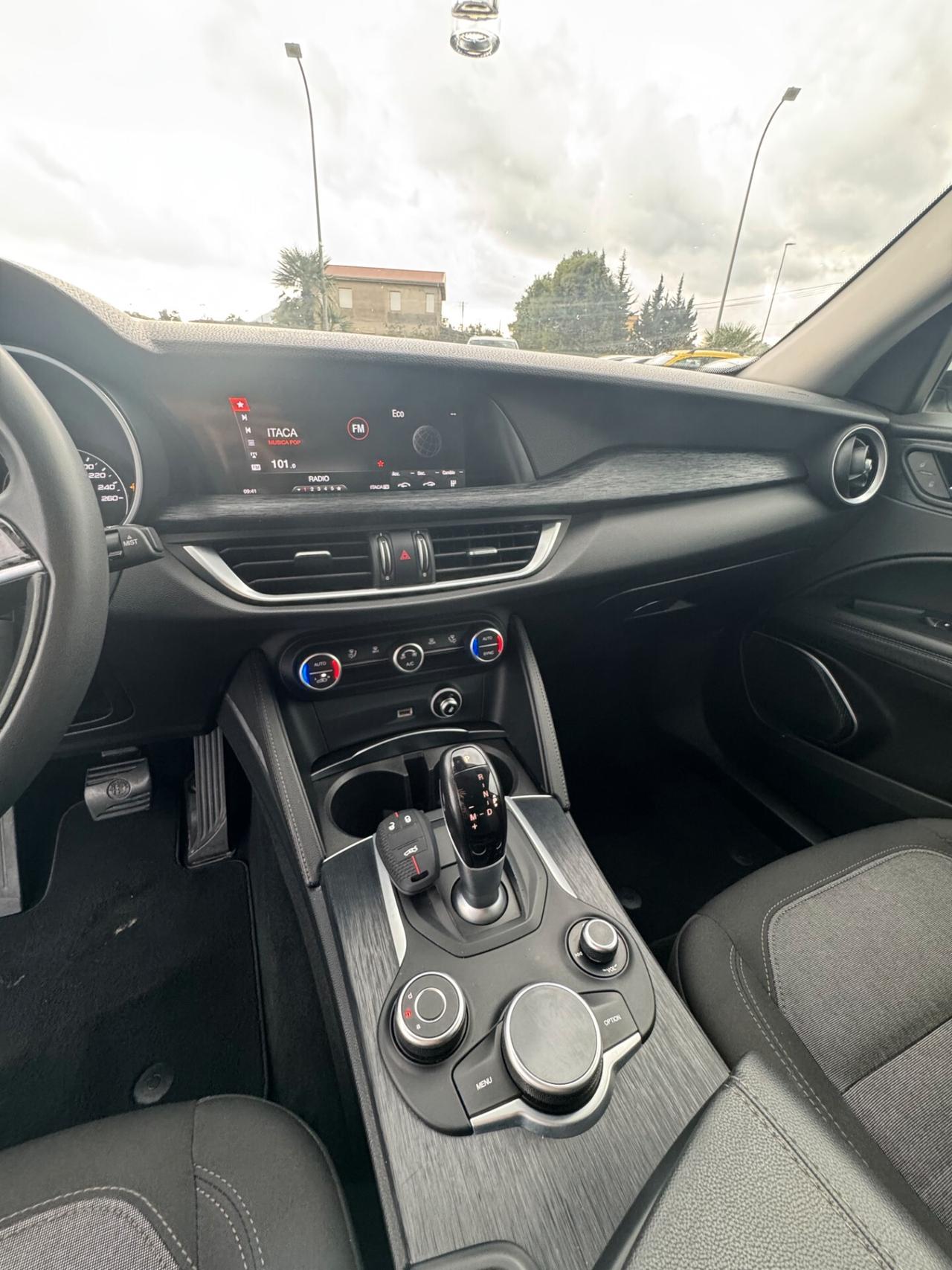 Alfa Romeo Stelvio 2.2 Turbodiesel 210 CV AT8 Q4 Business