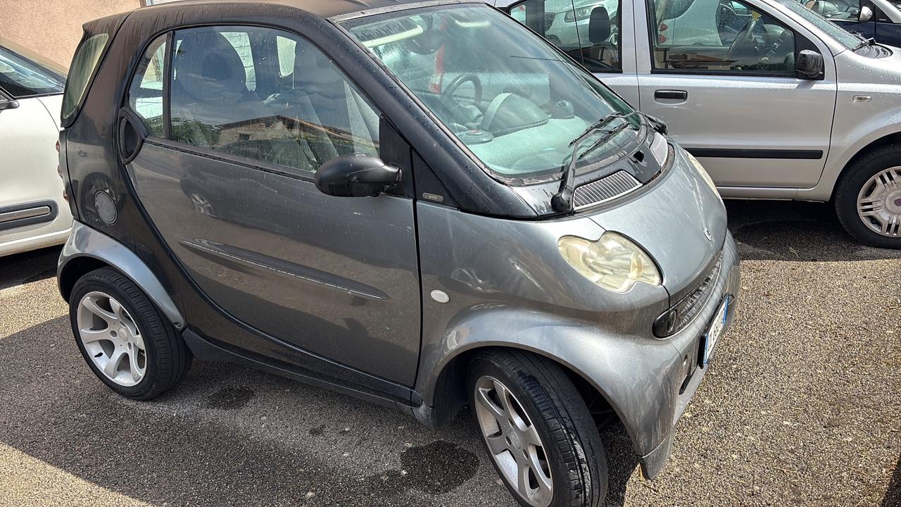 Smart ForTwo 700 coupé pure (45 kW)