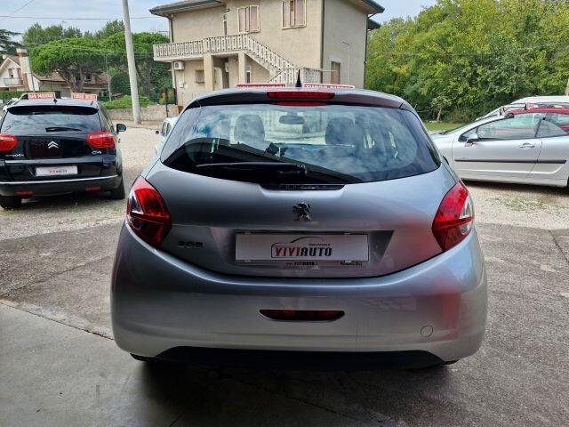 Peugeot 208 1.4 HDi 68 CV 5 porte X NEOPATENTATI
