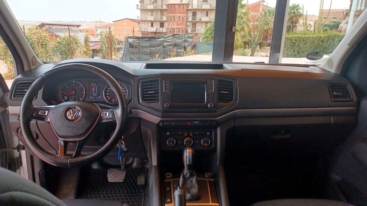 Volkswagen Amarok 3.0 V6 TDI 4MOTION BMT permanente aut. DC Comfortline