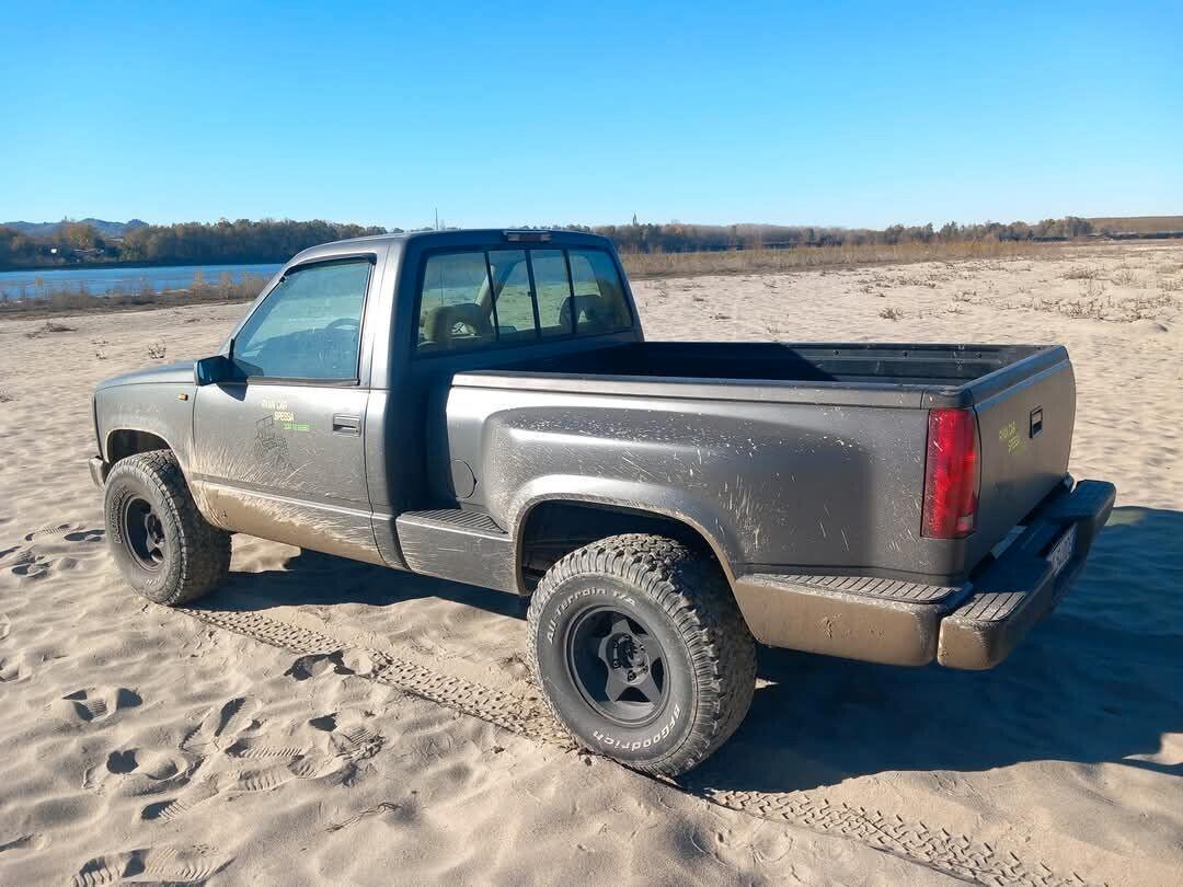 Chevrolet K1500 Z 71 5700 gpl 33 a libretto