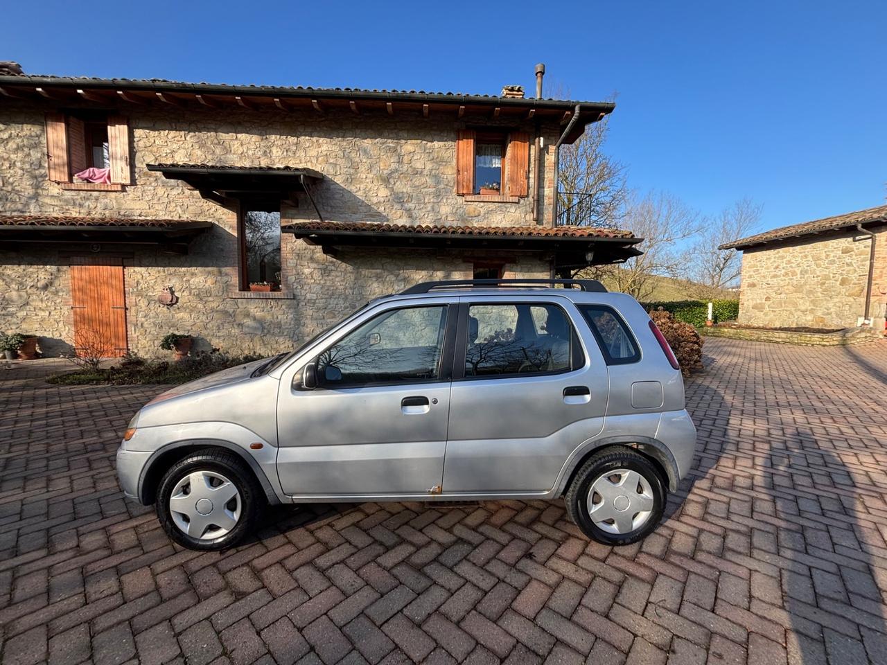 Suzuki Ignis 1.3i 16V cat 4WD GL