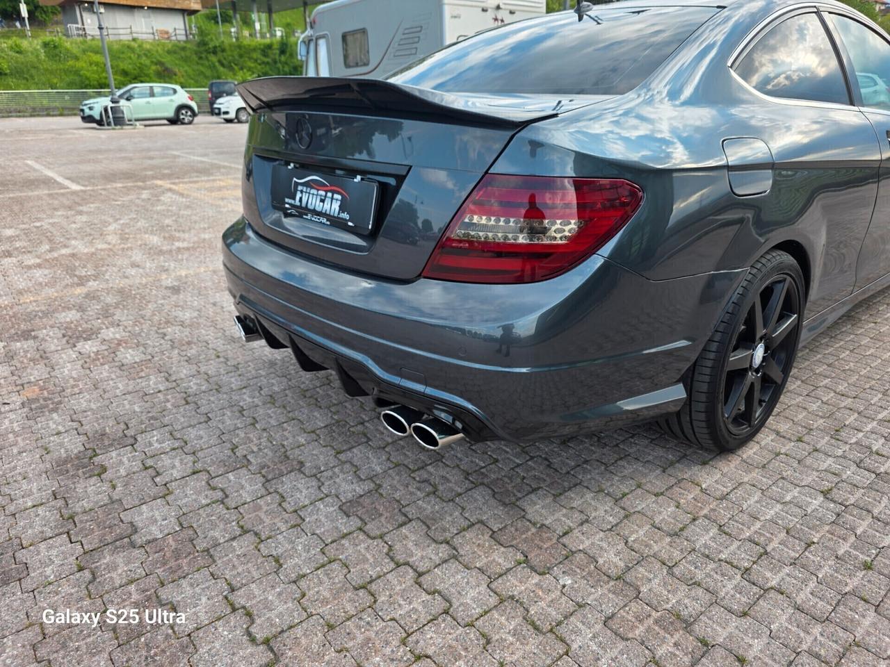 Mercedes C220 coupe AMG valutiamo usato /scambio
