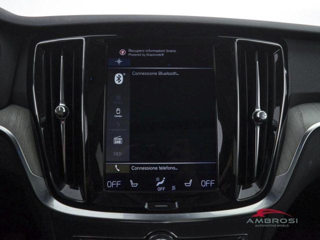 VOLVO V60 Cross Country D4 AWD Geartronic Pro