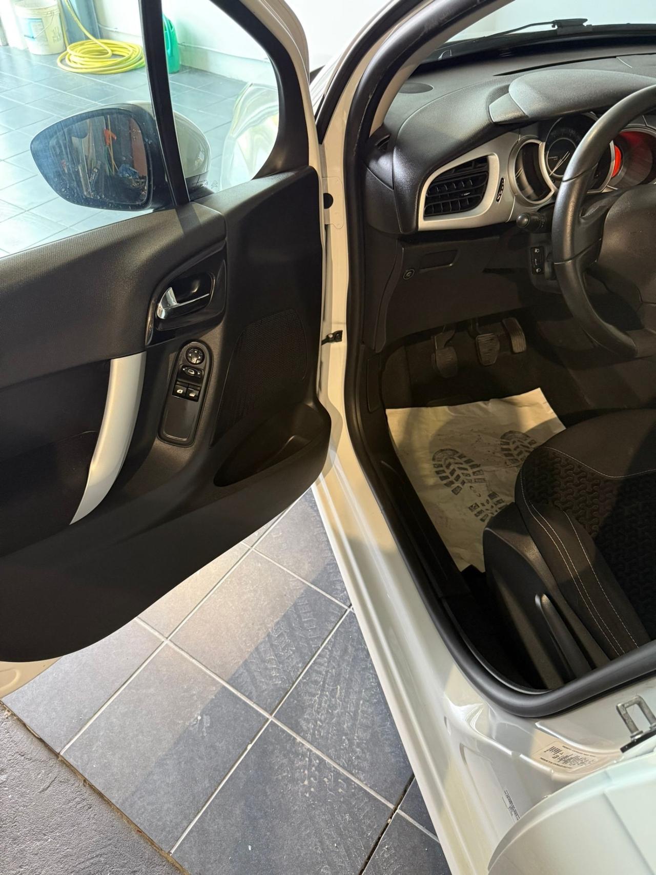 Citroen C3 1.4 - GPL - GARANZIA-NEOPATENTATI