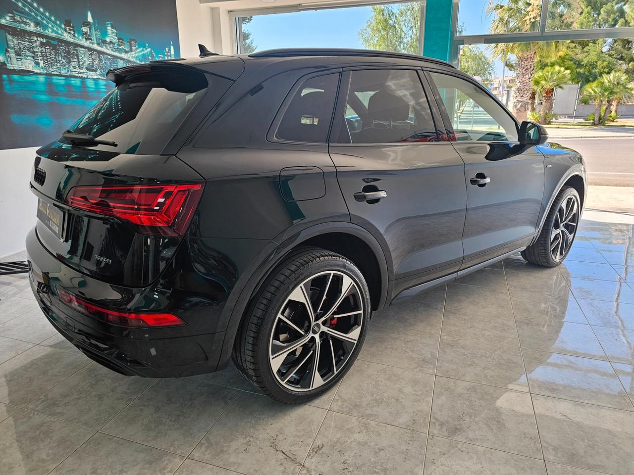 AUDI Q5 2.0 TDI 204CV QUATTRO 3 S-LINE BLAK EDITION