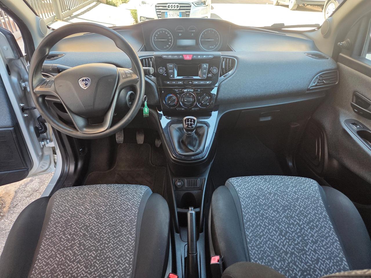 LANCIA YPSILON ANNO 2018 1.2 BENZ GPL KM 120000 CERTIF