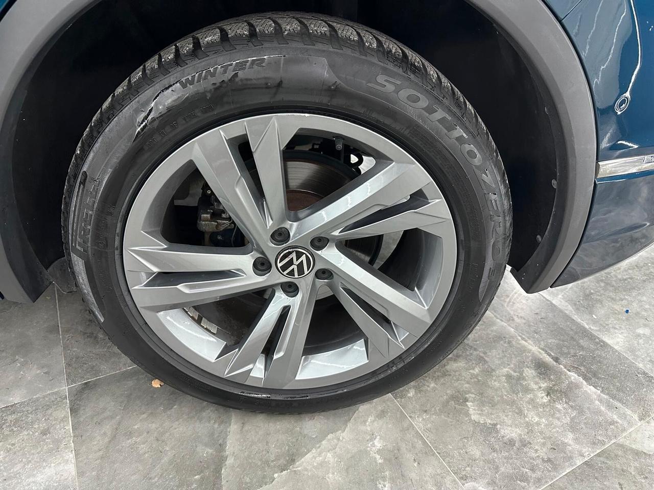 Volkswagen Tiguan 2.0 TDI 150 CV DSG R-Line