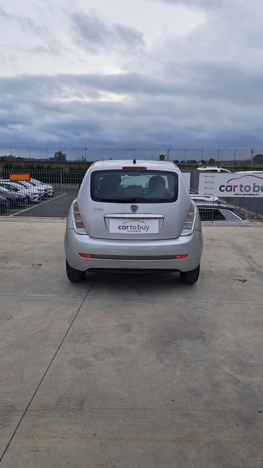 Lancia Ypsilon 1.2 Argento