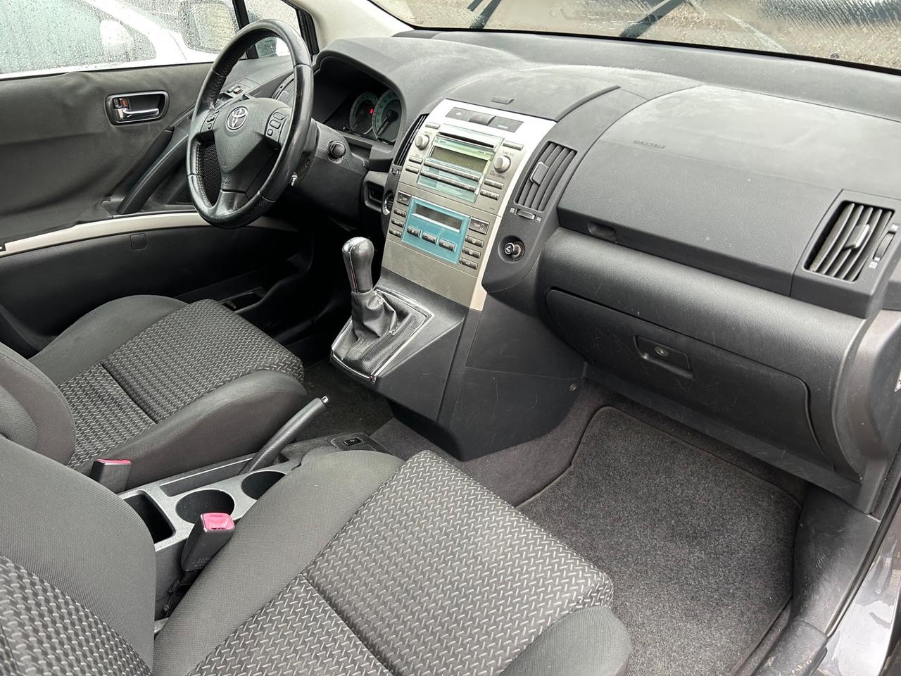 Toyota Corolla Verso 1.6 16V
