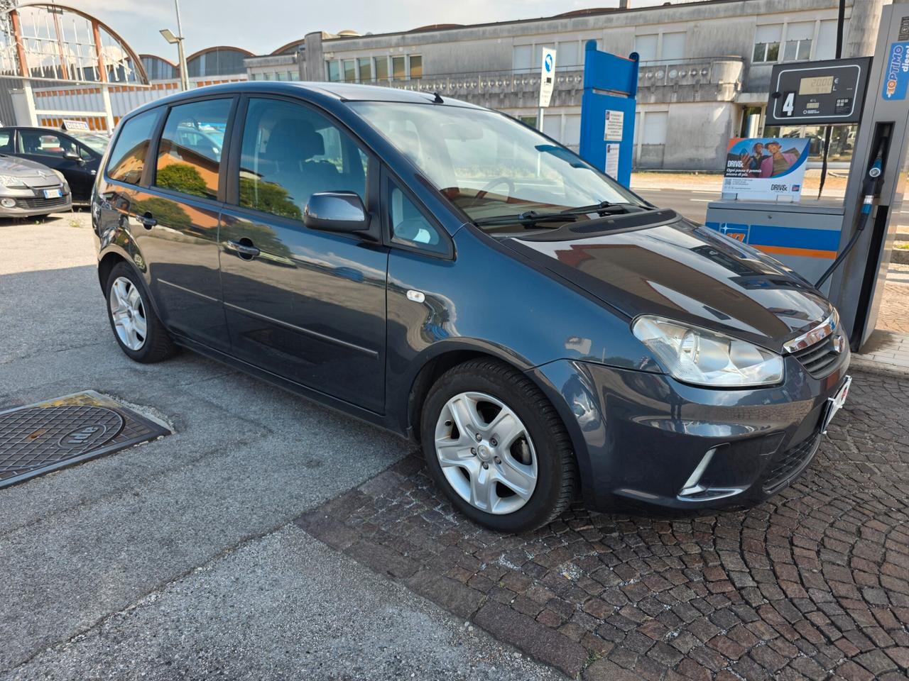 Ford C-Max 1.6 TDCi 110 CV Titanium con 256.000km