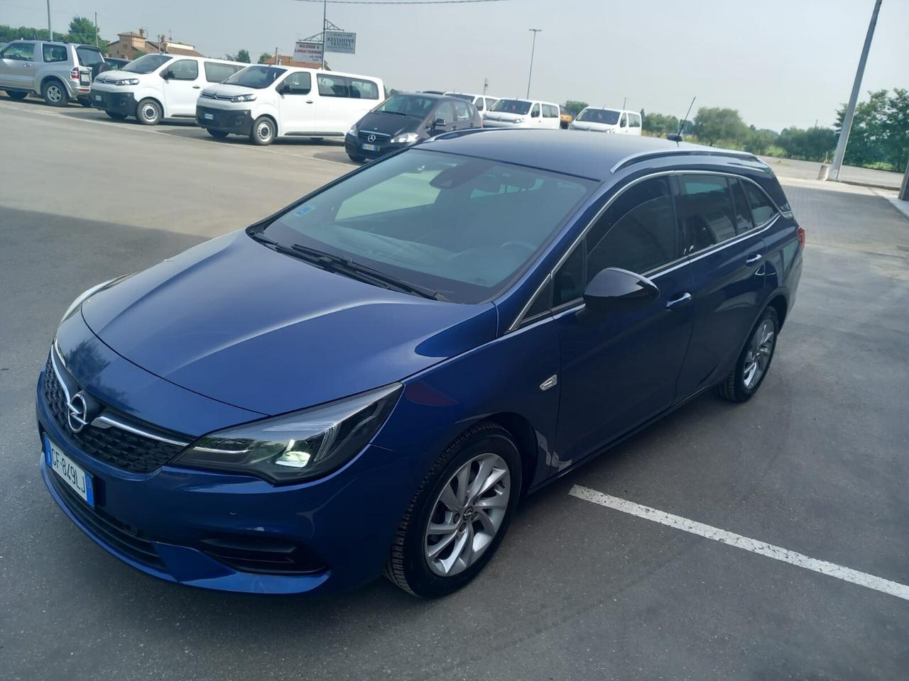 Opel Astra 1.5 CDTI 105 CV S&S Sports Tourer Business Elegance