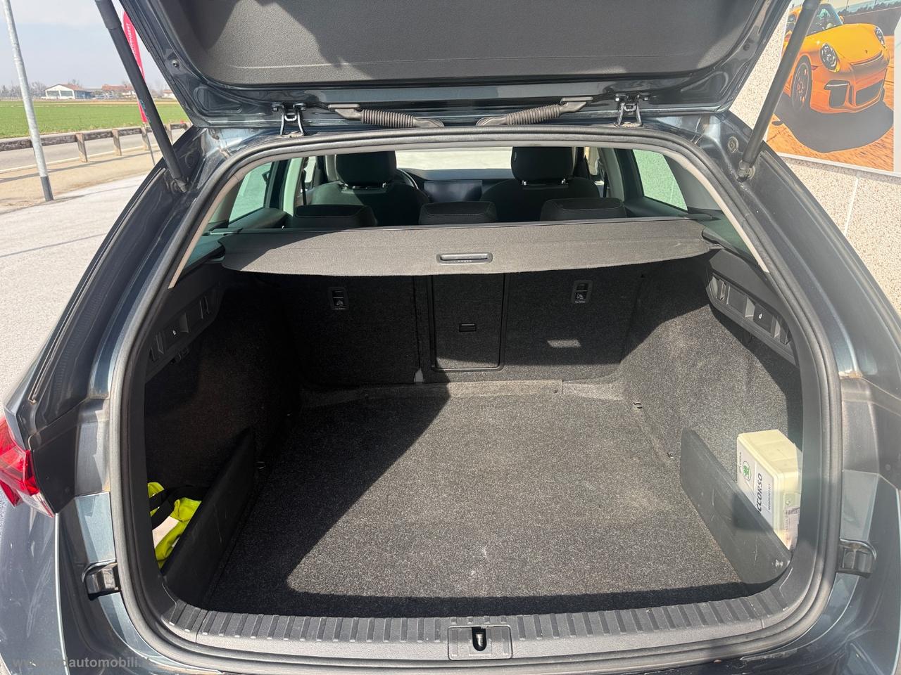 SKODA Octavia 2.0 TDI EVO SCR Wagon Ambition NUOVO MODELLO IVA ESPOSTA