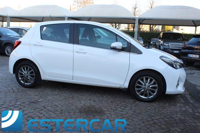 TOYOTA Yaris 1.0 5 porte
