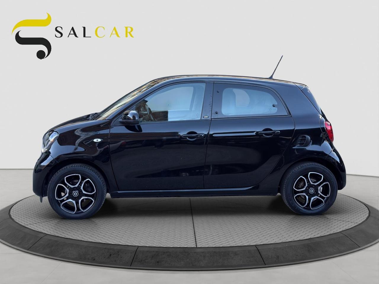 Smart ForFour 0.9 90cv twinamic Passion automatica 2019