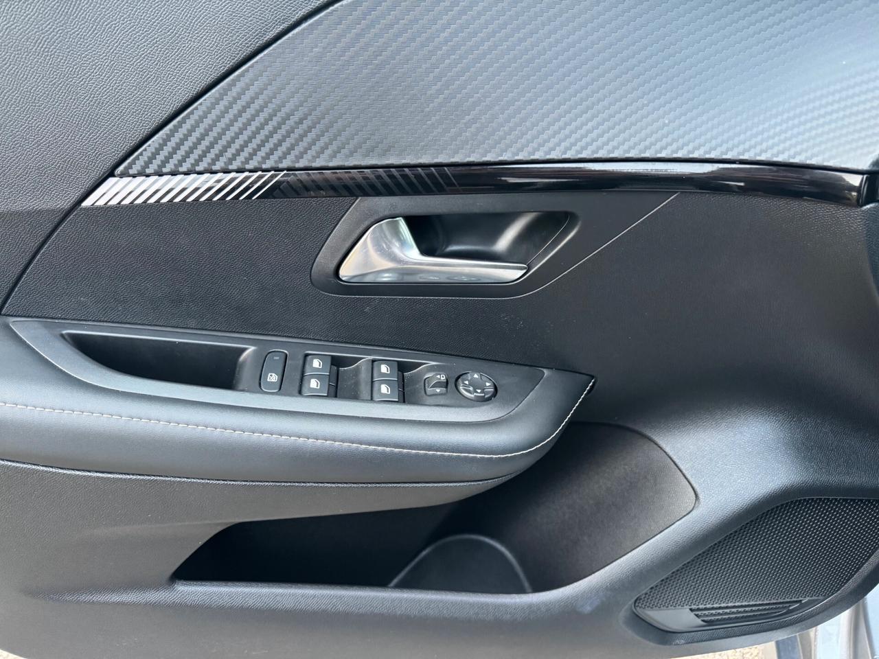 Peugeot 208 1.2cc PureTech 100cv S&S Allure