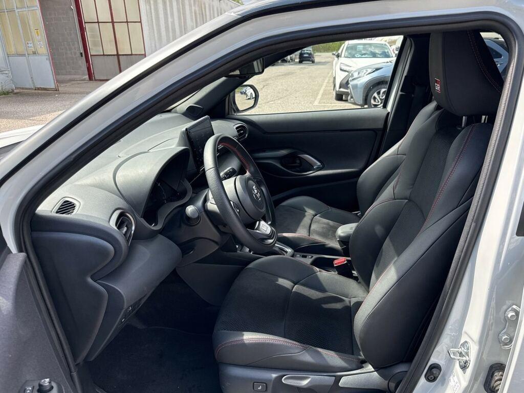 Toyota Yaris Cross 1.5 H GR Sport FWD E-CVT