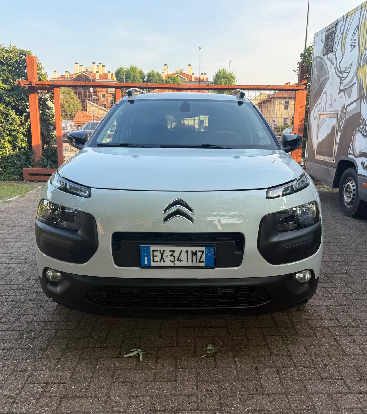 Citroen C4 Cactus PureTech 82 Shine Edition