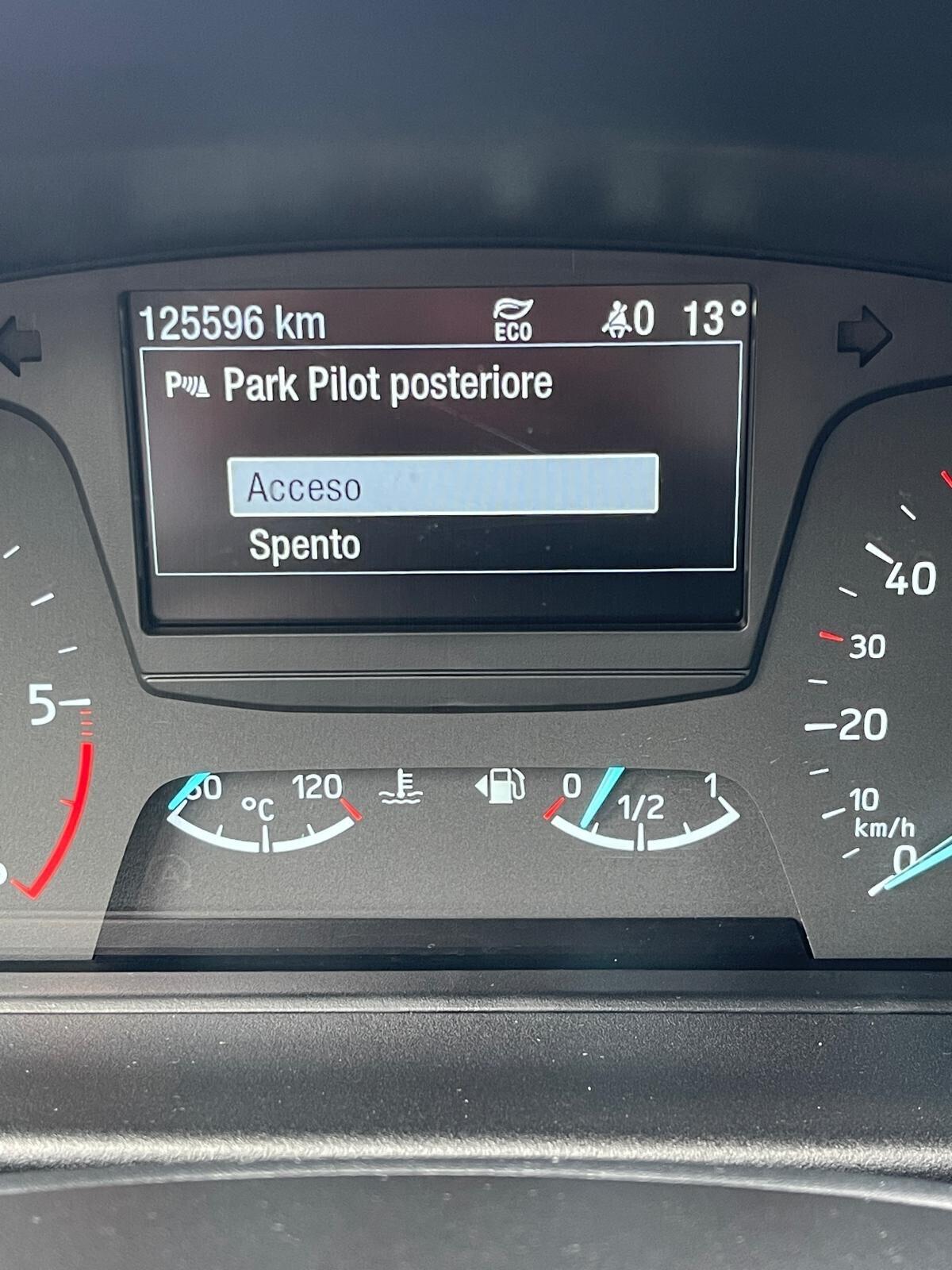 Ford Fiesta 1.5 TDCI 86cvTITANIUM CERCHI APPLE CAR PLAY LED MULTIFUNZIONE BLUETOOTH PDC ZEUS