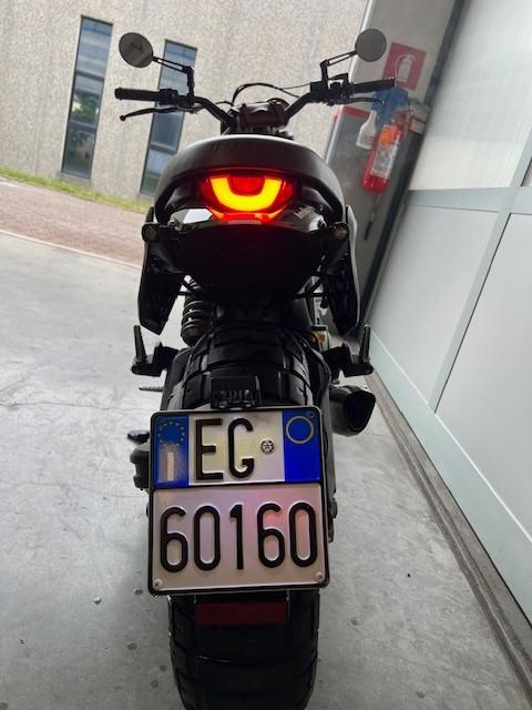 Ducati Scrambler 800, Scarico HP, Specchi barracuda, Abs